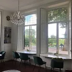 De Os En Het Paard Hotel 3*