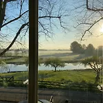 De Os En Het Paard Hotel