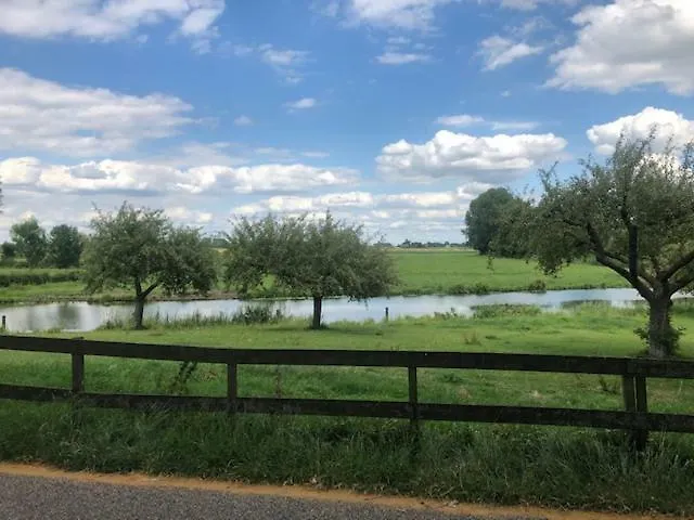 De Os En Het Paard Hotel Deil