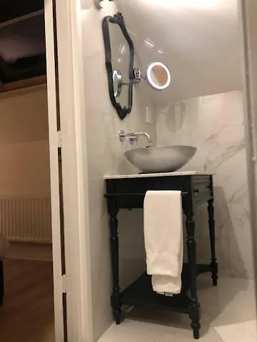 De Os En Het Paard Deil